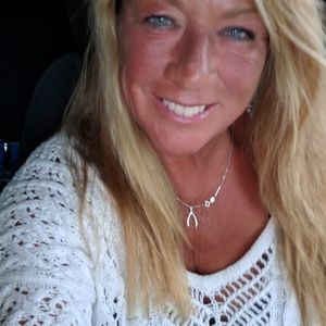 Meet your Posher, Valerie